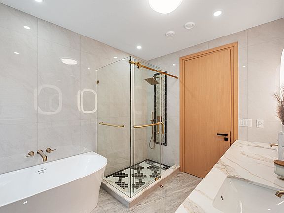 4th image of 4503 W 15th Ave #1