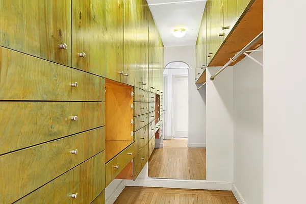 Rented by Corcoran | media 21