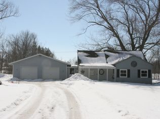 8046 State Rd, Coopersville, MI 49404