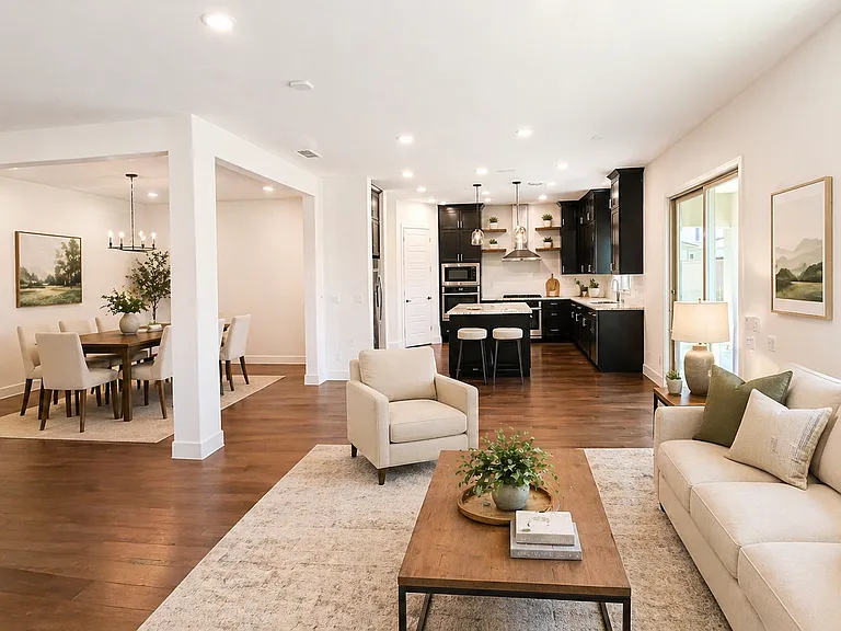 2208 Randolph Pl — Photo 2