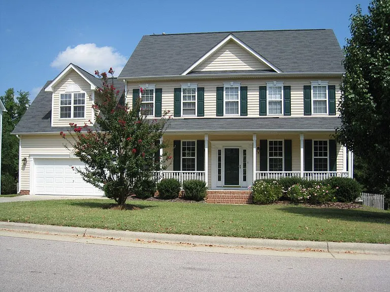 204 Gingergate Dr — Photo 1