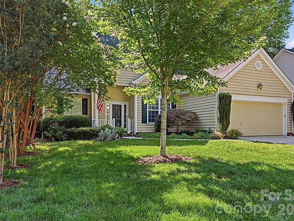 2nd image of 16904 Taft Ct