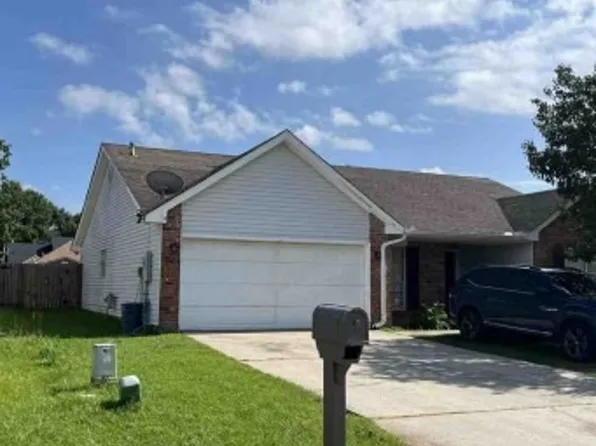 1467 Hillary Dr, Slidell, LA 70461