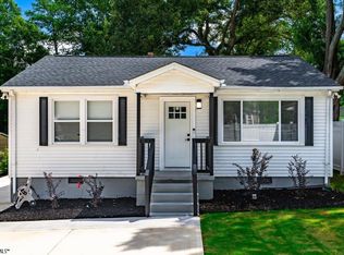 8 Antioch Dr, Greenville, SC 29605