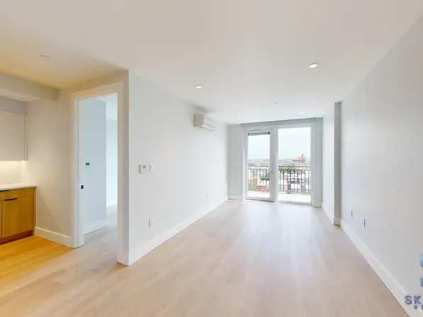 43-25 52nd Street image 10 of 34