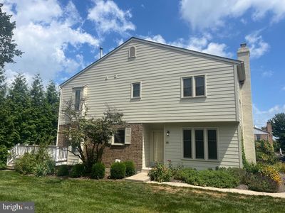 4 Fairfax Vlg, Media, PA, 19063