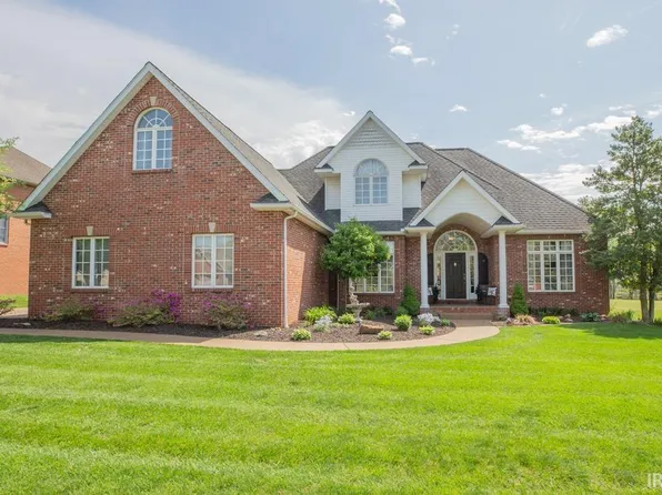 20 Quail Crossing Dr, Boonville, IN 47601