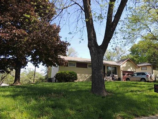 1st image of 7400 E 49th Terrace