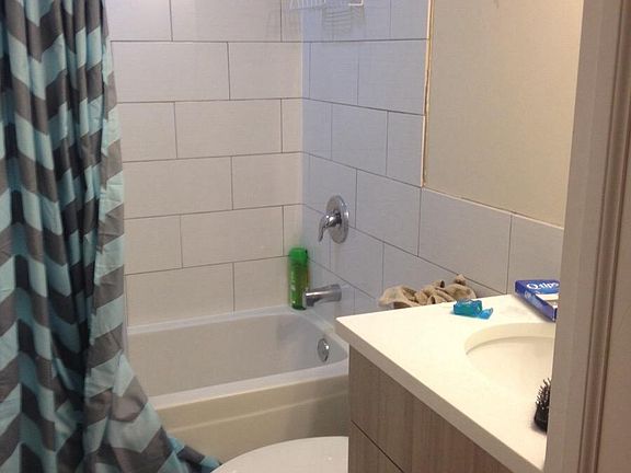 3rd image of 3709 N Wilton Ave #Mr14