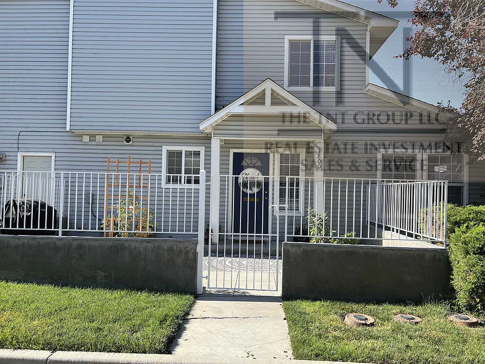 1800 S Juniper St