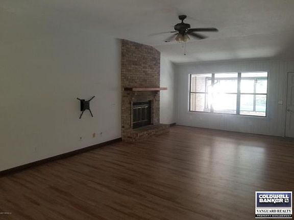 5th image of 2069 Wildwood Ln
