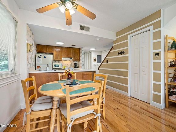 4th image of 1380 Ski View Dr #1301