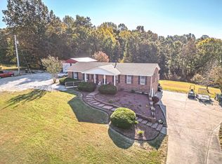 246 Valley View Dr, Morgantown, KY 42261