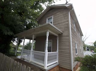 112 7th St NW #1A, Charlottesville, VA 22903