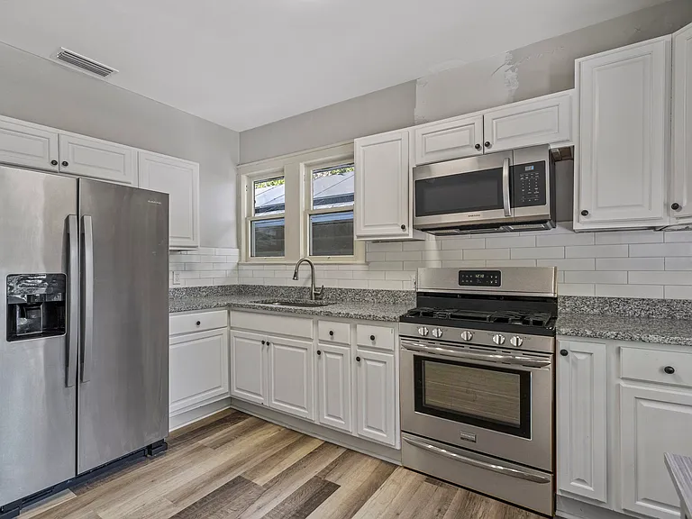 Large open kitchen for rooms