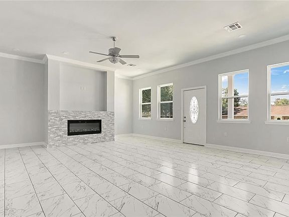 2nd image of 3628 Peachtree St