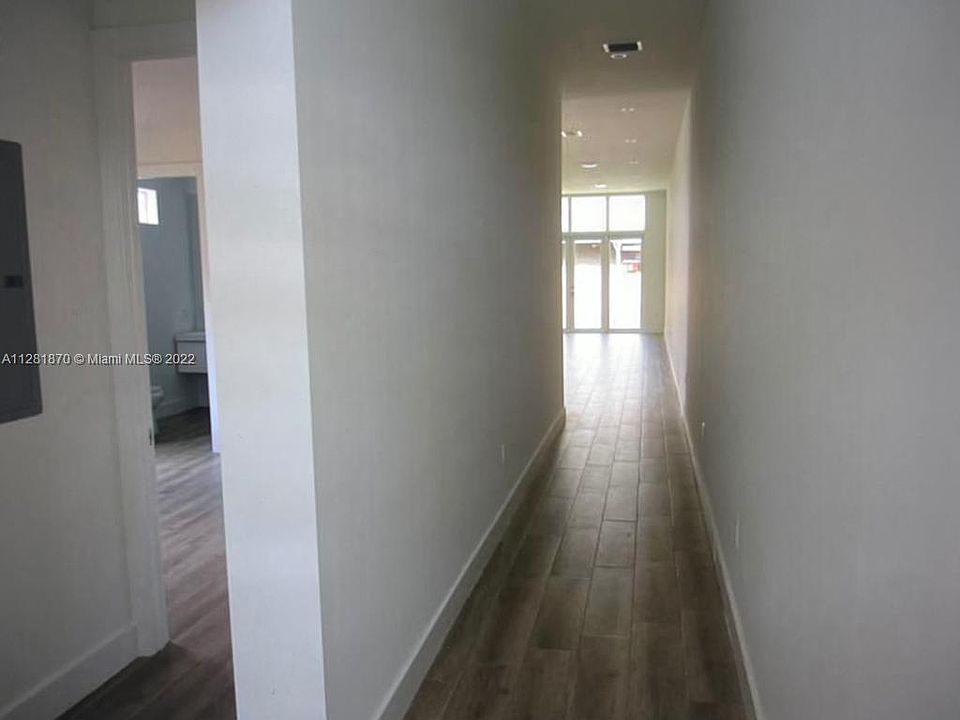 1st image of 3121 Ssw 25th St
