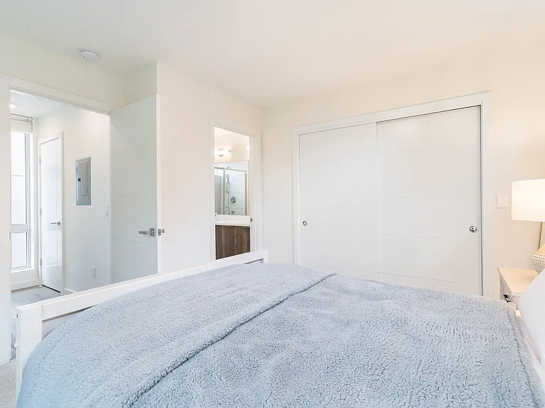 1117 14th Ave — Photo 16