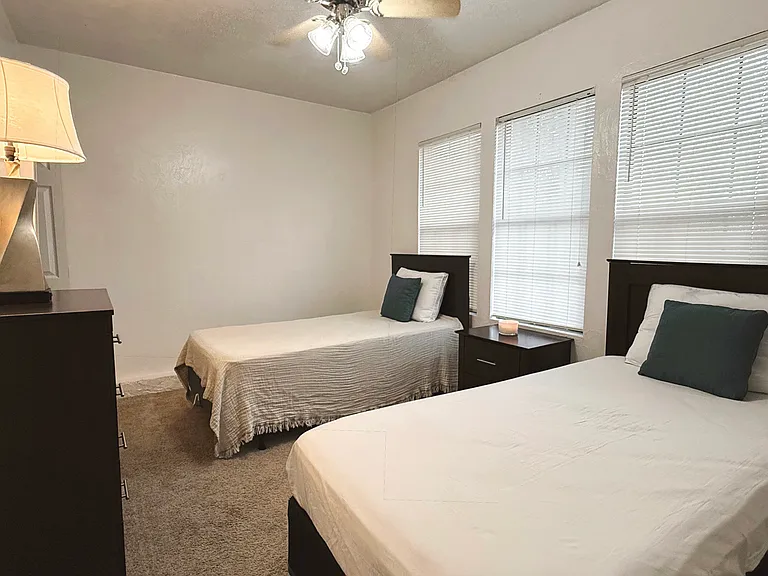 4728 Pimlico Dr — Photo 18