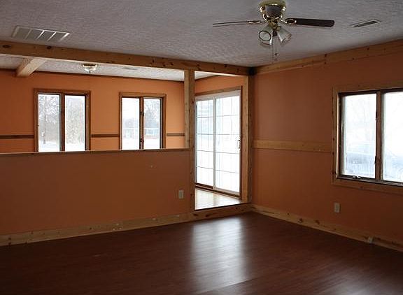 3rd image of 4497 W Us Hwy #36