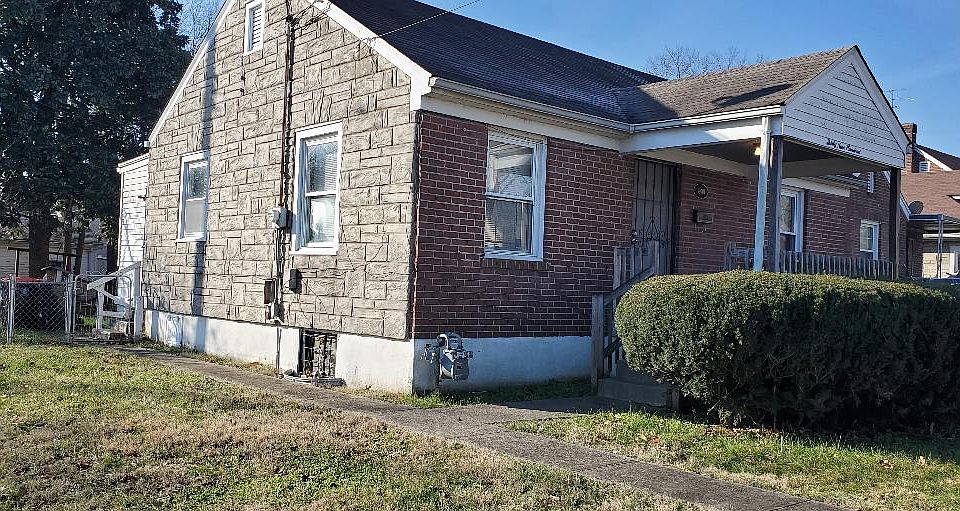 1st image of 3900 Parker Ave