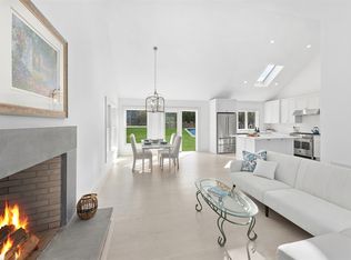 6 Bay View Rd W, Southampton, NY 11968