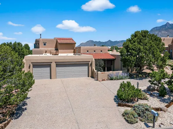 1513 Eagle Ridge Rd NE, Albuquerque, NM 87122