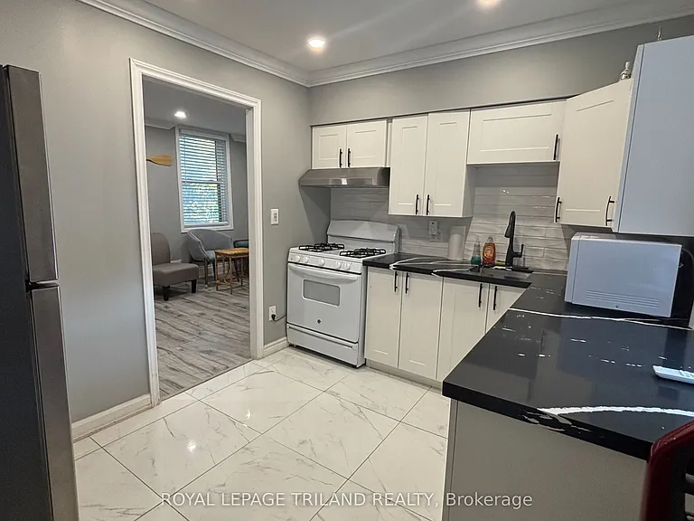 4597 Sunset Rd — Photo 4