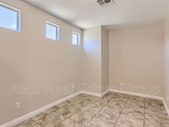 4th image of 5286 Floralita St