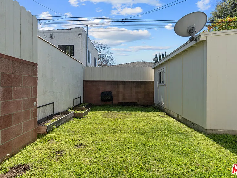 1150 Grant Ave — Photo 20