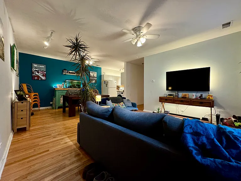 1481 W Huron St #1 — Photo 10