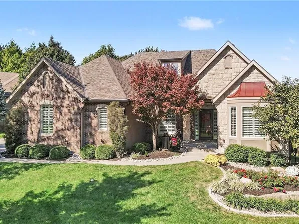 10230 N Prospect Ave, Kansas City, MO 64155