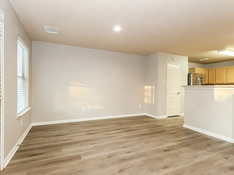 6403 Misty Brook Bend Ct — Photo 8