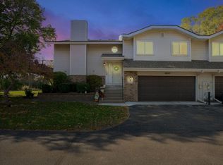 1605 Clemson Dr #A, Saint Paul, MN 55122