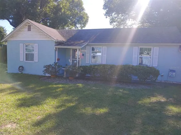 1104 Robie Ave, Mount Dora, FL 32757