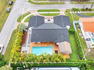 6001 SW 89th Ct, Miami, FL 33173