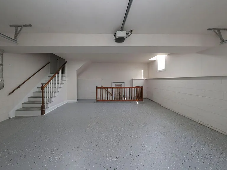 208 Fairfax Way — Photo 78