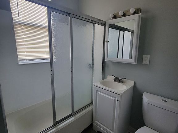4th image of 2141-2147 Main St #2147-11