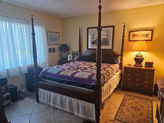 5th image of 669 W Oakland Park Boulevard #102-B