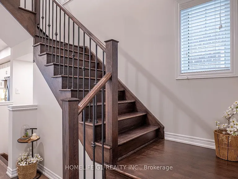 385 Threshing Mill Blvd — Photo 23