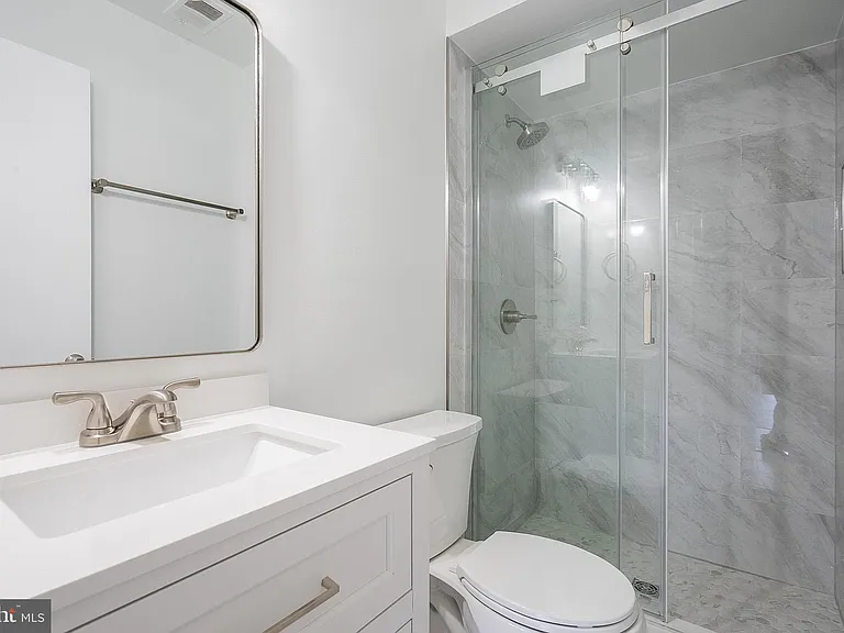 5844 Banning Pl — Photo 7