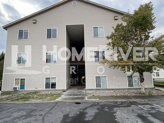 2nd image of 163 N Center St APT 105