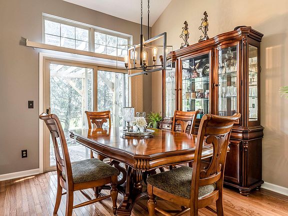 5th image of 7399 Brown Deer Dr