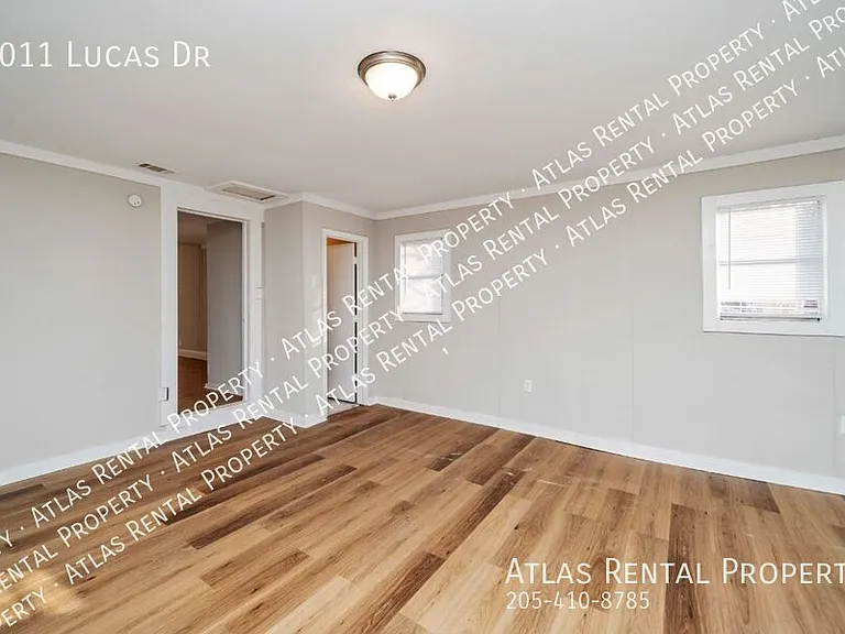 2011 Lucas Dr — Photo 8