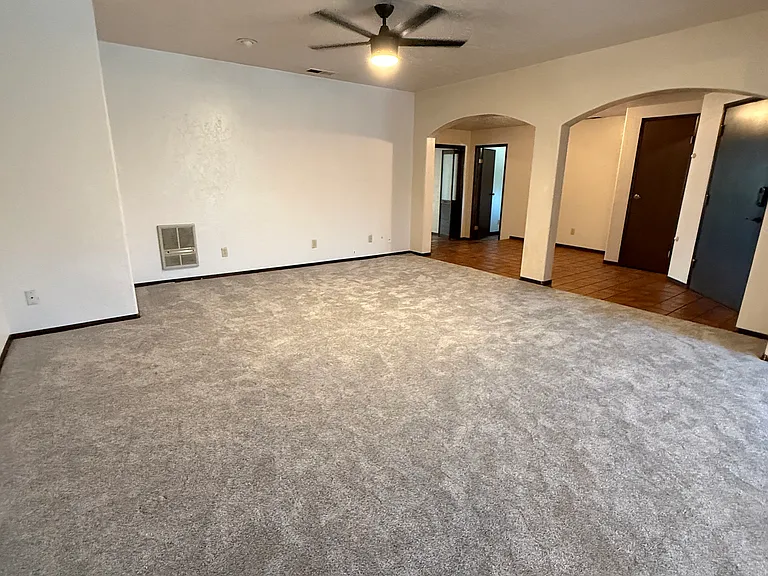 344 Joaquin St — Photo 4