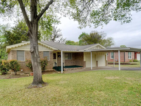 929 Acorn St, Bedford, TX 76022