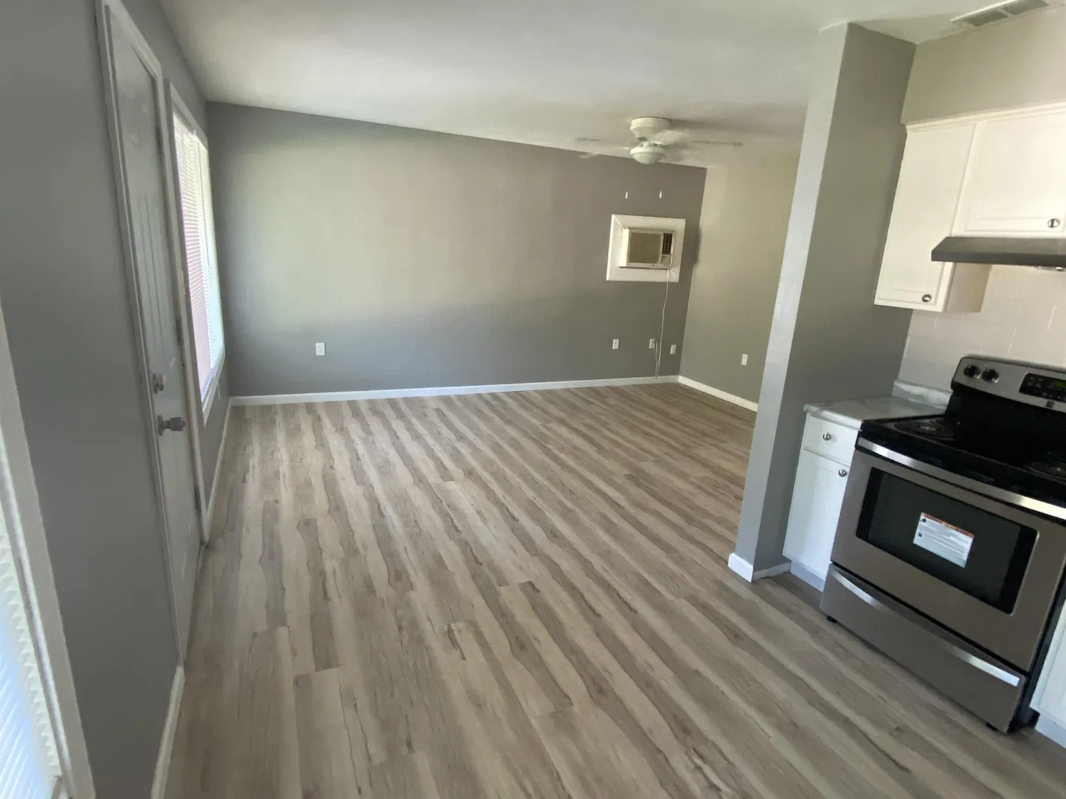 333 S. Steffler Ave - Apt 4 — Photo 4