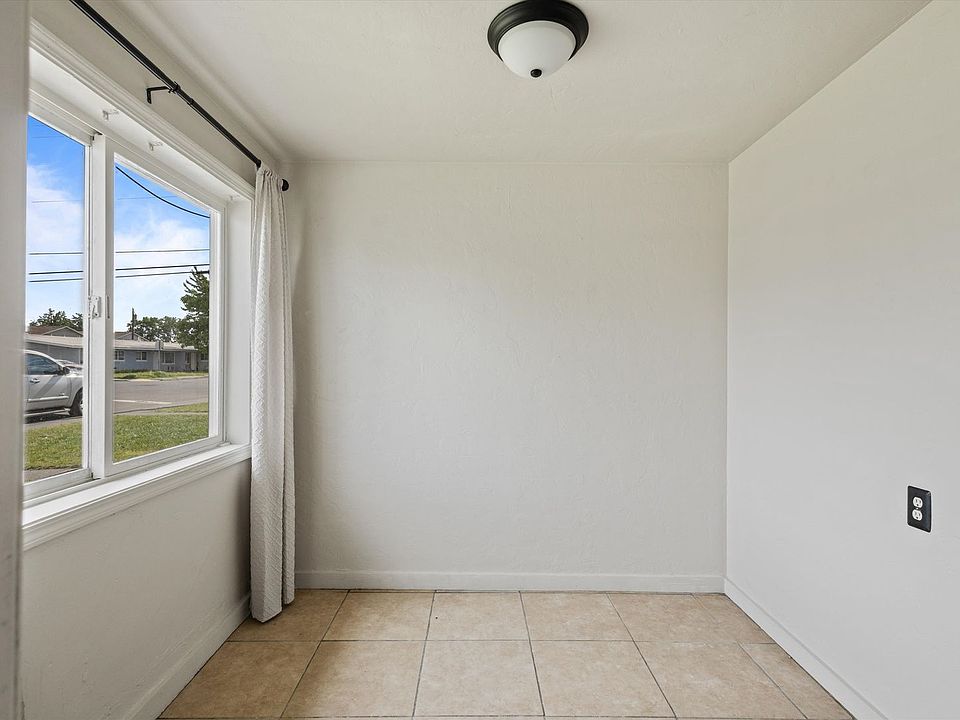 1st image of 3133 E 28th Ave #23