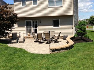 180 S View Rd, Fleetwood, PA 19522