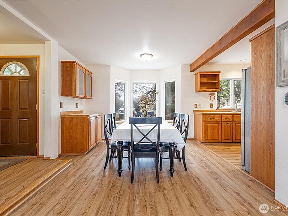 4th image of 4390 Fleet Road